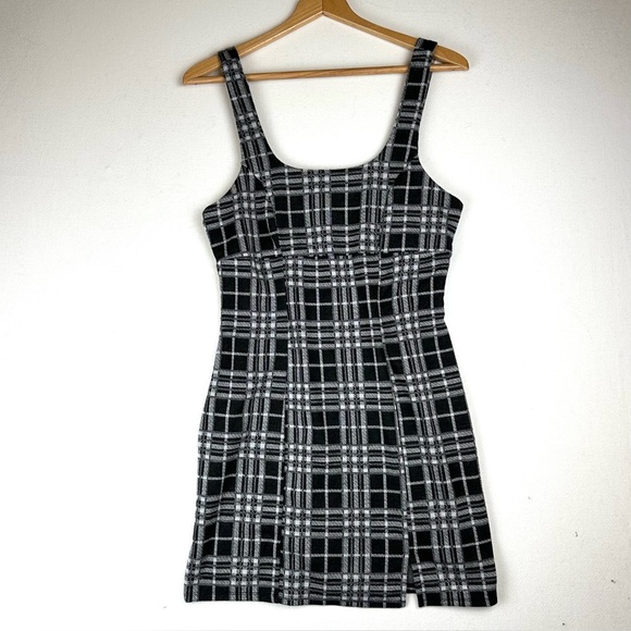 Stitch & Pine Dresses & Skirts - Stitch & Pine Plaid Stretch Empire Waist Jumper Mini Dress Preppy Academia